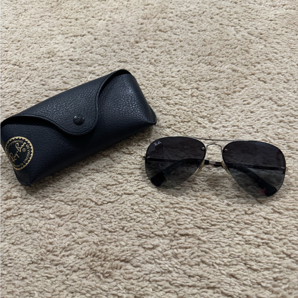 Women’s Ray Ban Aviators